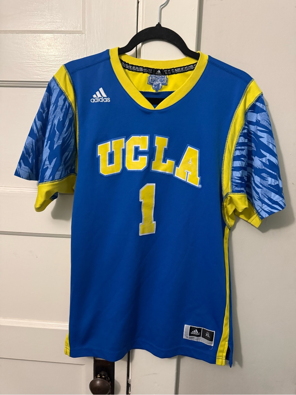 Adidas UCLA blue basketball jersey Youth Size XL 18-20
